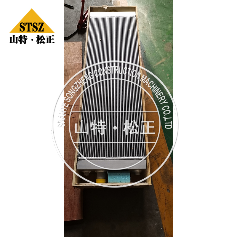 进口推土机D275A-5-17M-03-51531水箱进口水箱