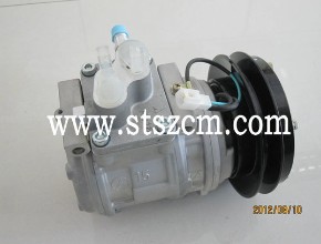 进口自卸车HD465空调压缩机569-07-88122