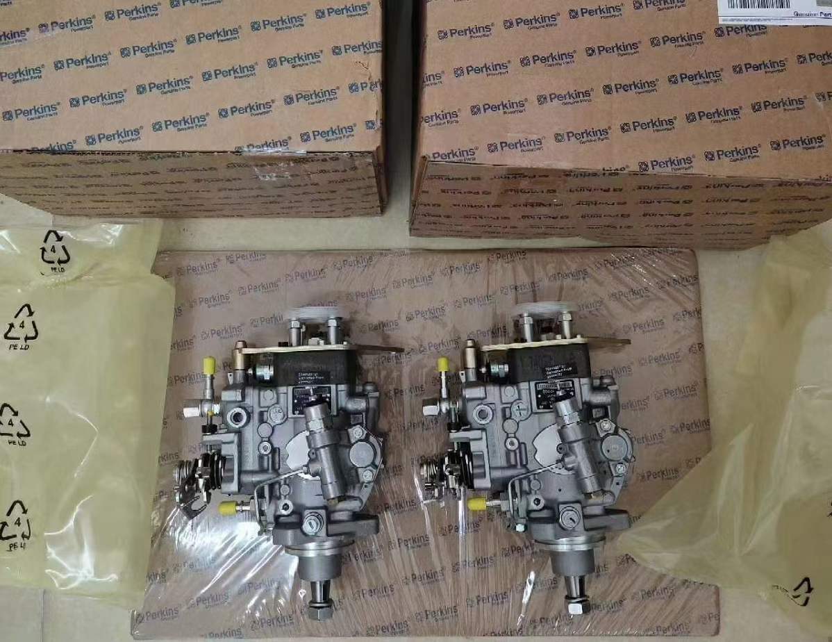 小松柴油泵PC180LC-7K喷油泵6737-71-1210