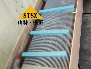 进口轮式推土机WD600-6后冷却器426-03-37591|进口原装散热器