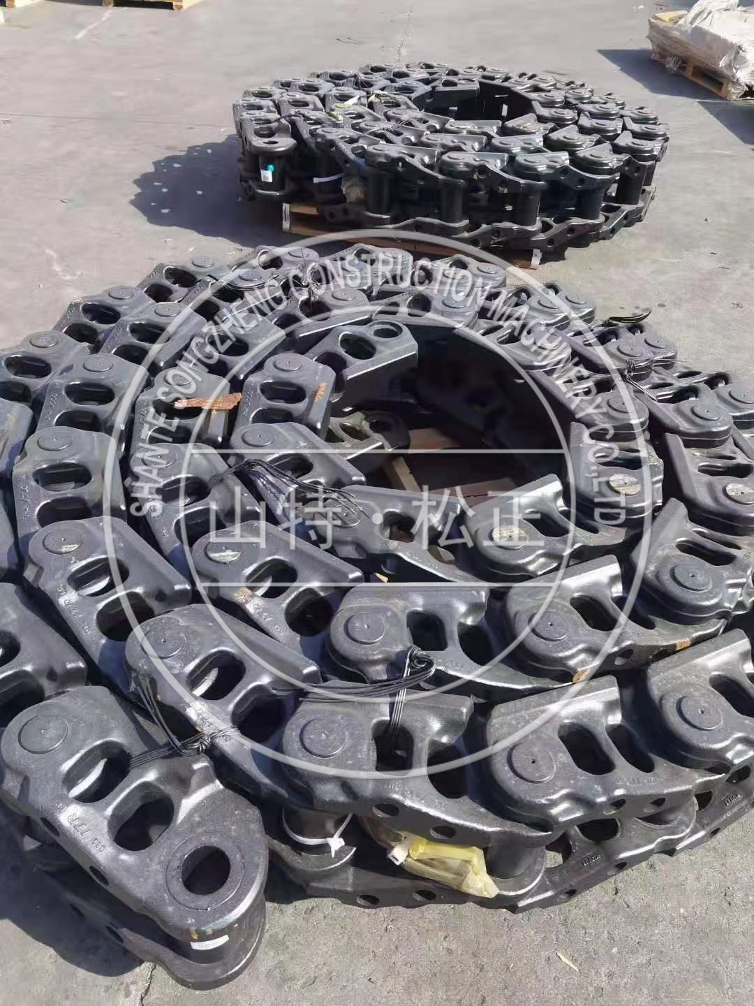 进口挖掘机配件pc1250-7链条 挖掘机四轮一带