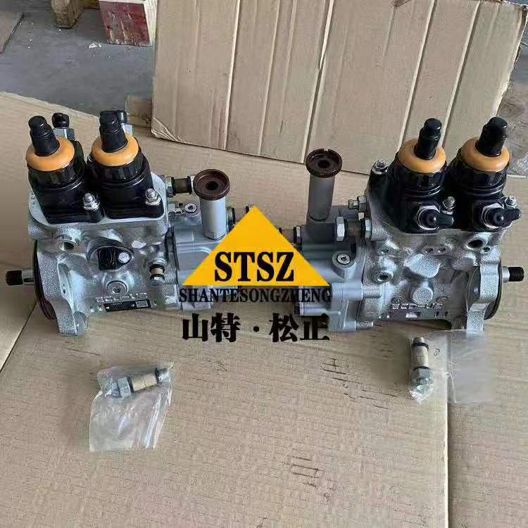 进口推土机配件D155柴油泵6211-72-1121进口D155燃油泵