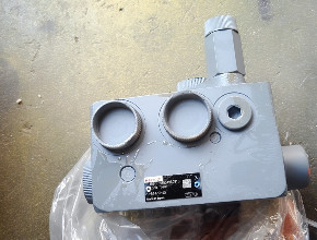 进口自卸车HD605-7比例阀569-43-83171|Valve, Proportional