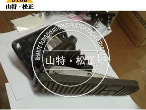 进口平地机GD705A-4前桥支架234-27-31190|进口原装配件