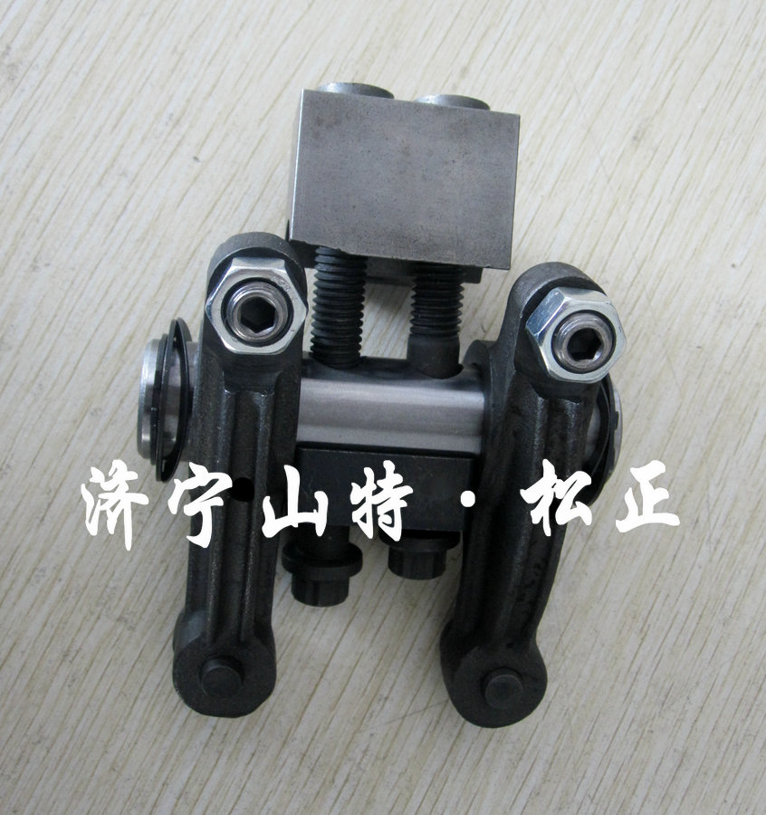 进口PC300-7摇臂总成