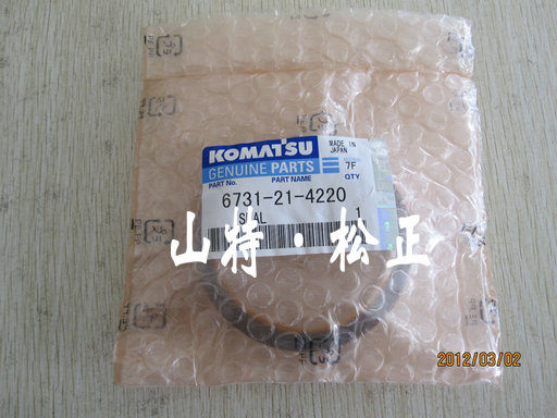 进口PC200-7曲轴前油封