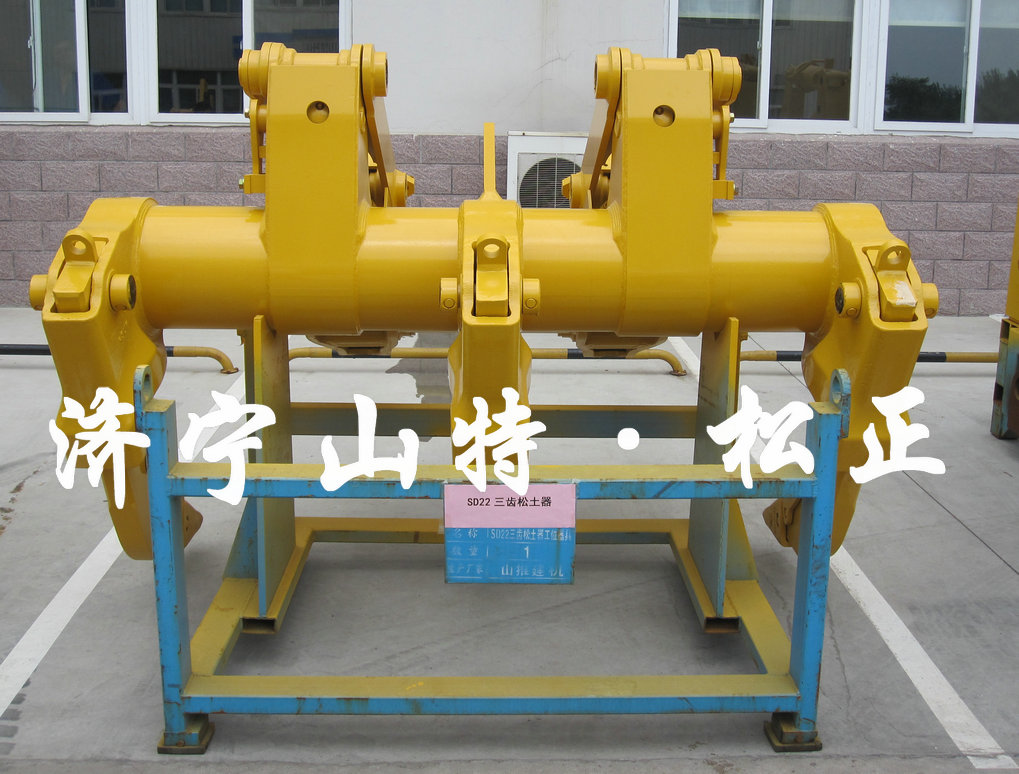 SD22三齿松土器