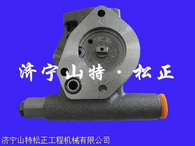 进口PC200-6先导泵704-24-24420