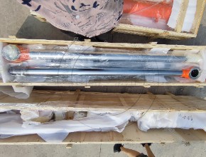 972401  日立UA04  杆ROD;PISTON ASSY_Шток гидроцилиндра
