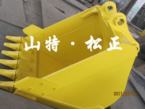 供应进口挖掘机PC1250SP-7铲斗总成（6.5m³）21n-939-4110原厂原装