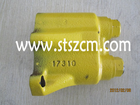 PC240-8 阀盖件号 723-46-18300