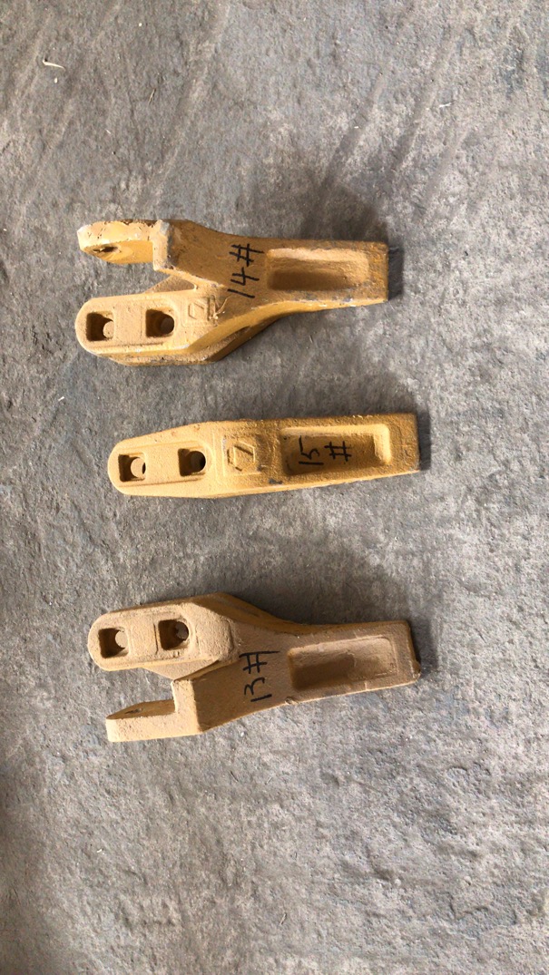 徐工ZL50G左右边齿  斗齿