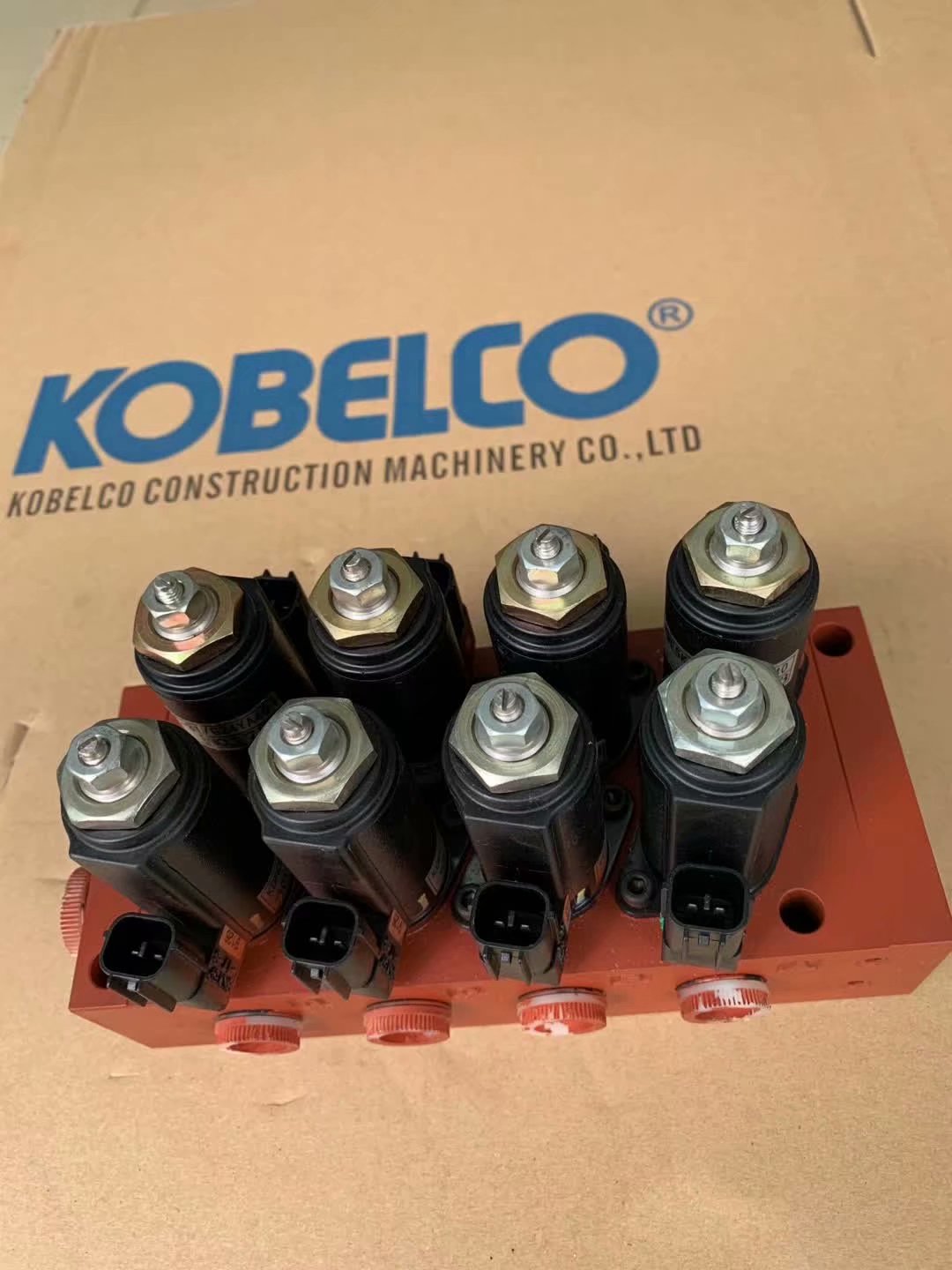 神钢KOBELCO SK200-5电磁阀组