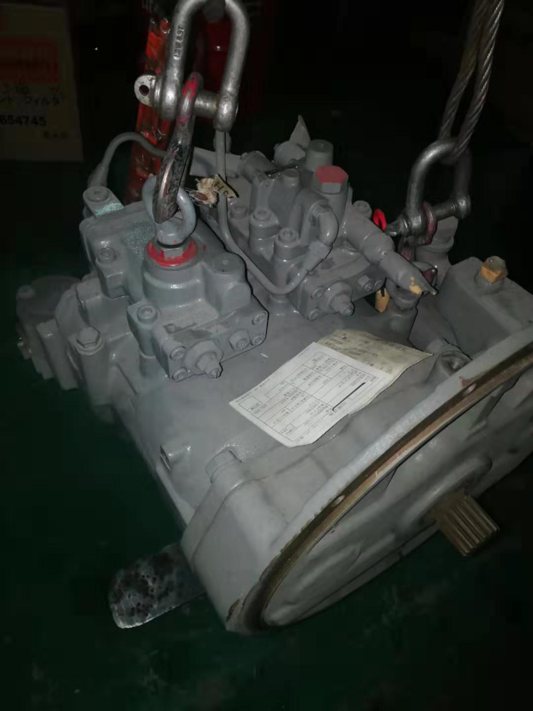 日立Hitachi ZX280LC-3液压泵 HPV118H