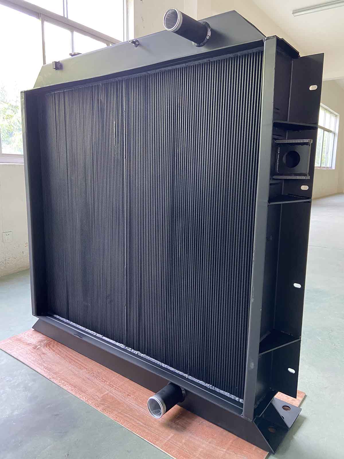 进口推土机D85ESS-2散热器14X-03-11211  进口水箱厂家