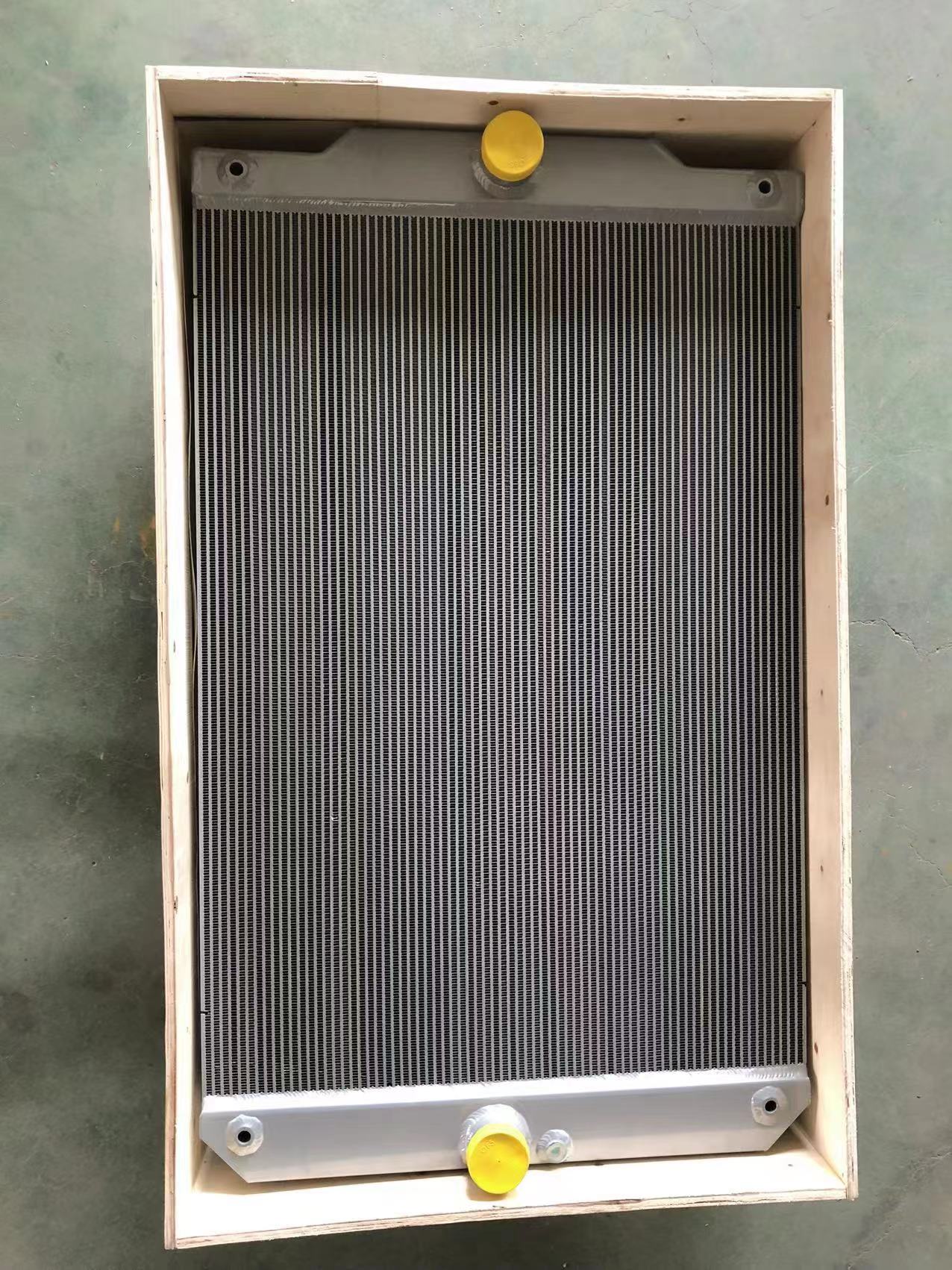 批发卡特装载机966L散热器599-2434，卡特966装载机配件