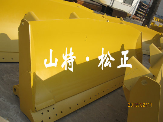 进口装载机WA470-6铲刃/刀板421-815-D210，进口装载机配件