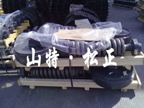 重庆进口配件，PC300-7涨紧引导轮，进口导向轮原厂配件