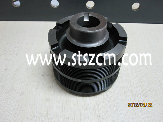山西矿山自卸车HD785-5发动机风扇皮带轮6215-31-1530，进口配件