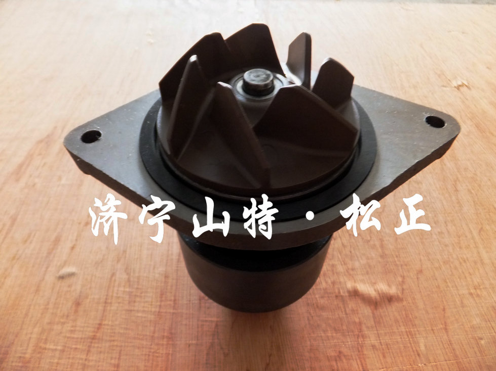 进口推土机D275A-5水泵6211-61-1400适用于发动机SAA6D140水泵