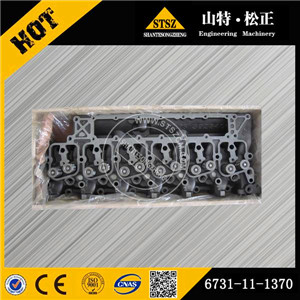 PC200-7发动机缸盖6731-11-1370，进口进口缸头