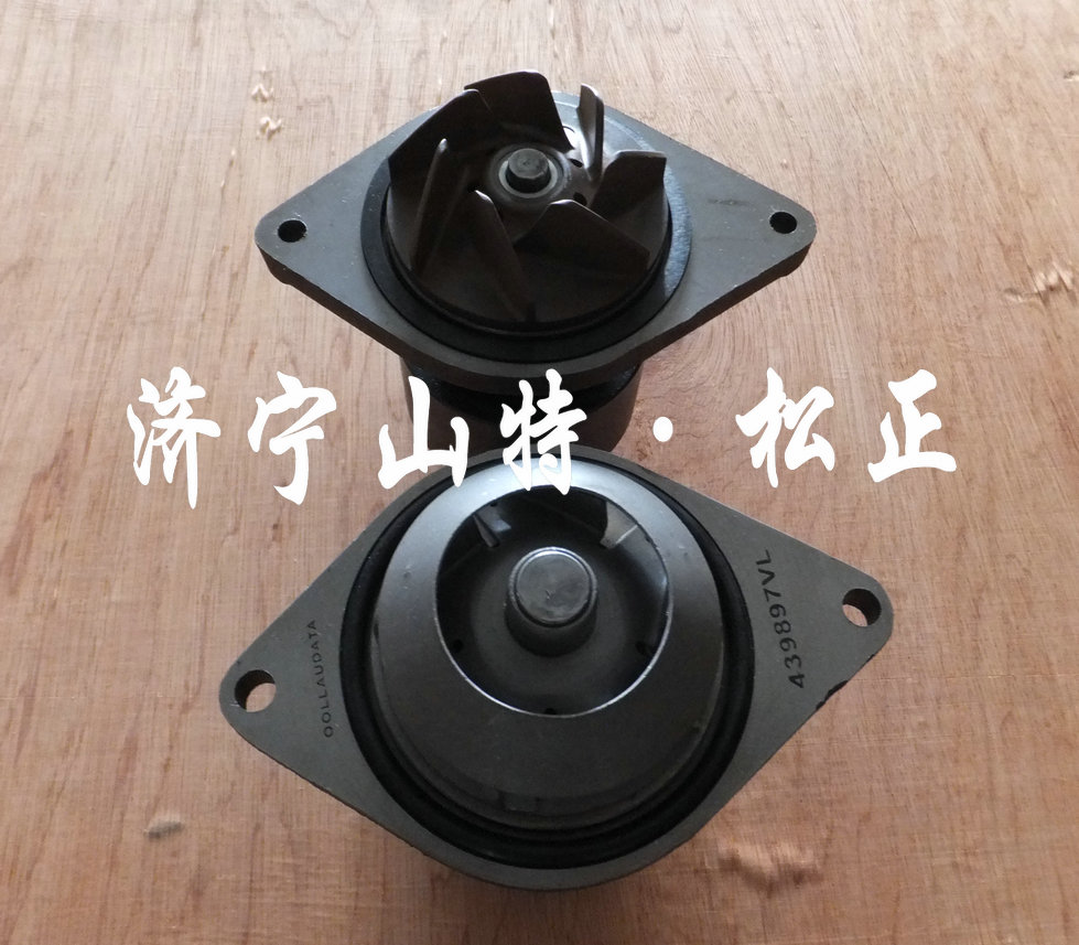 进口PC200-7发动机水泵,英国KMP水泵6743-61-1531