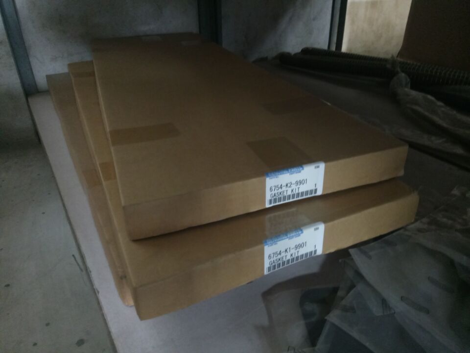 PC200-8发动机修理包SAA6D107四配套
