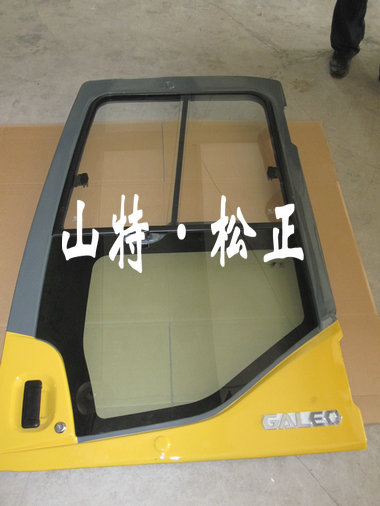 矿山挖机PC450-8驾驶室边门20Y-53-00072，厂家供应挖掘机配件