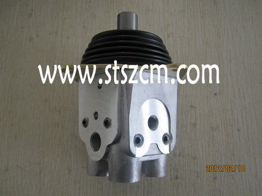 进口进口推土机D65E-12先导阀/PC阀702-16-05060