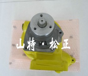 进口装载机WA500-7发动机水泵6261-61-1102，水泵总成