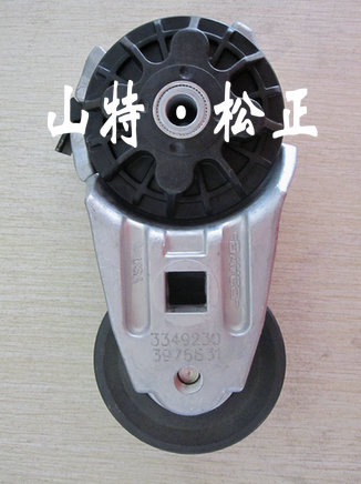 进口推土机D375A-5皮带涨紧轮6245-81-6902，170发动机配件