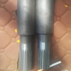 进口推土机D155A-3变速箱转轴17A-22-18110，工程机械配件