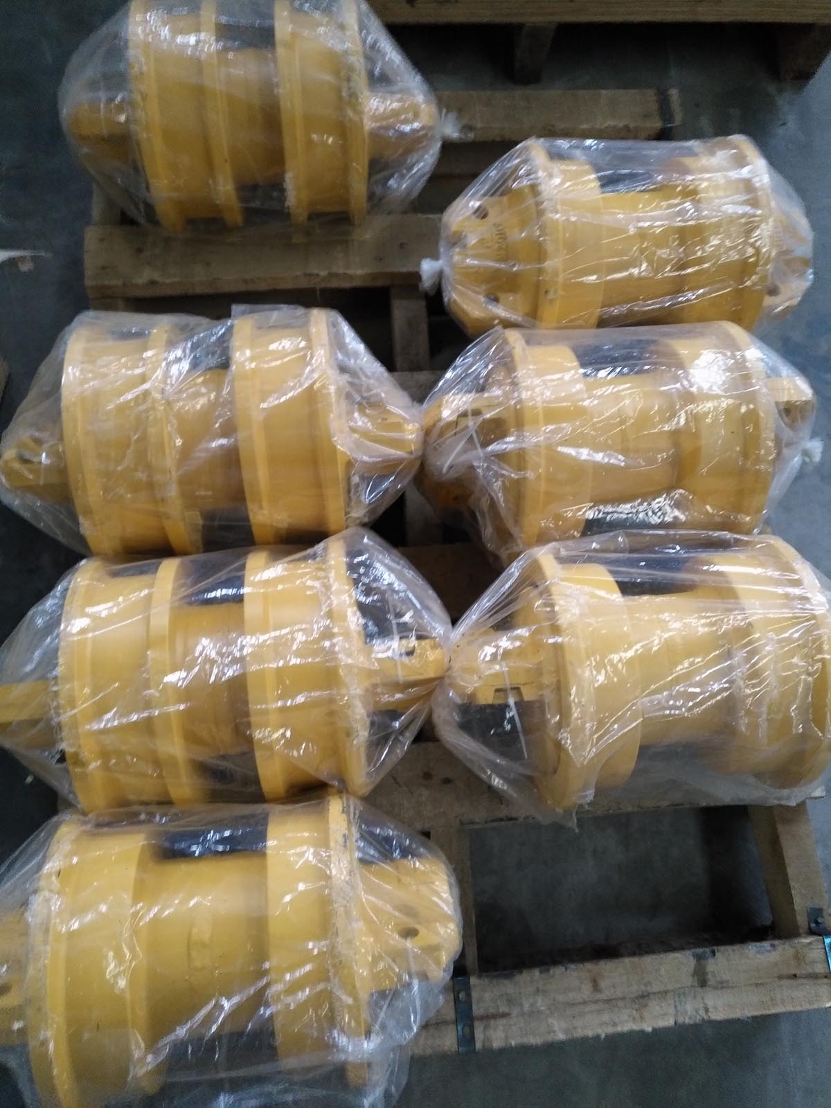 卡特底盘厂家CAT336GC履带托链轮300-4545