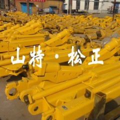 进口推土机D475A-3叶片倾斜油缸707-01-0X760，推土铲倾斜油缸