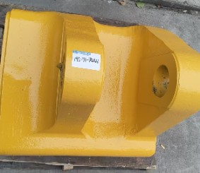 进口推土机D375A-5推土铲焊接支架195-71-74141，推土机配件，山特松正