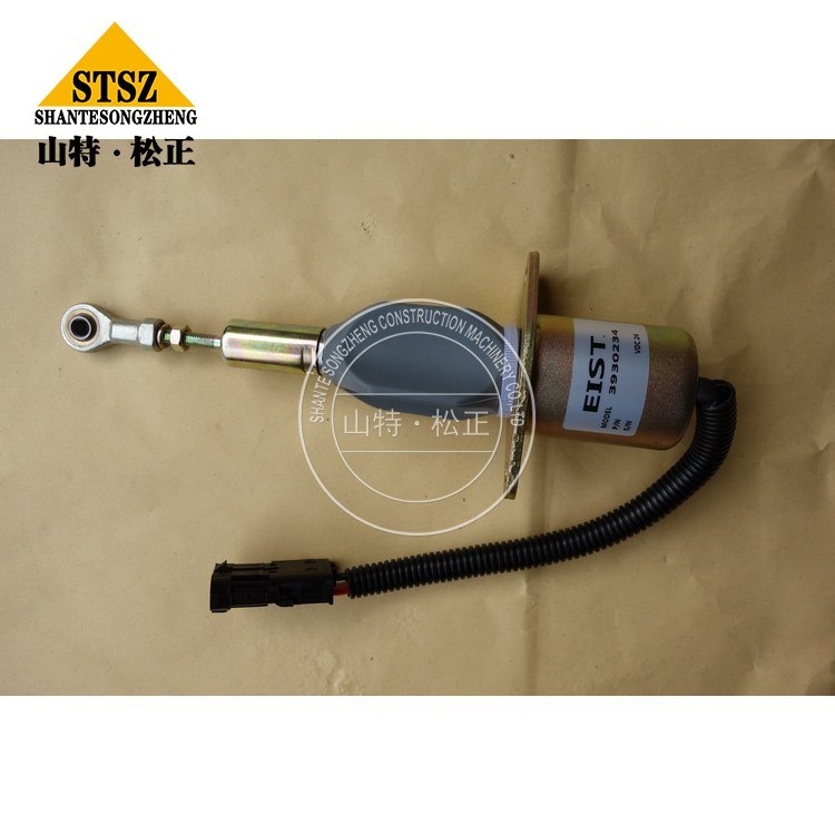 供应进口HD465-7EGR电磁阀6261-41-9590，进口原厂配件