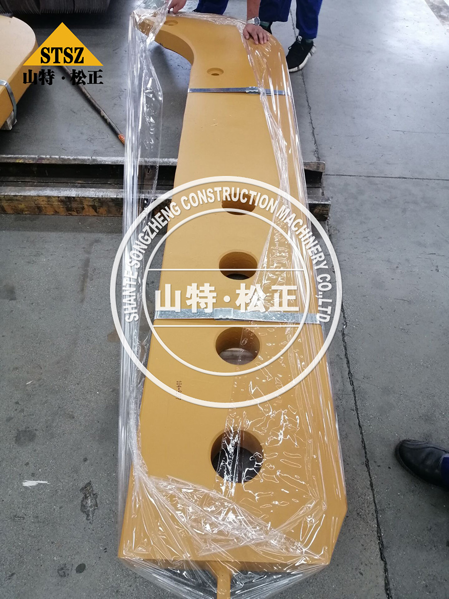 供应进口D65EX-16平衡梁总成14Х-71-53321，14Х-71-53311，进口推土机配件