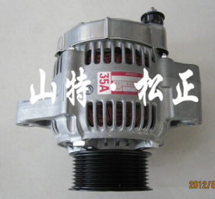 供应 进口推土机D155A-5交流发电机600-825-6110 进口发动机配件