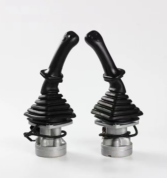 进口挖机PC600-8操作手柄总成 21N-43-37311  进口挖掘机配件LEVER ASS'Y