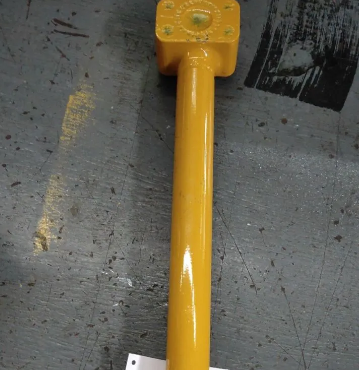 原装进口推土机配件D65E-12涨紧油缸14X-30-13115