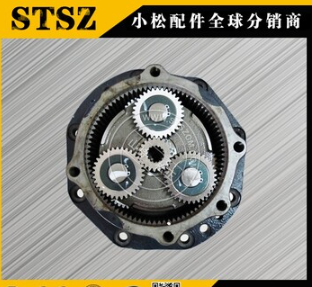 进口自卸车配件HD465-7手油泵总成6240-71-6113 原装滤芯座总成