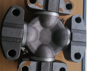 进口装载机WD600-6后传动轴万向节426-20-32820 进口万向节