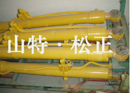 进口装载机WA500-3油缸总成707-01-03243  oil cylinder assembly