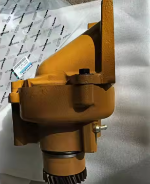 进口矿用自卸车HD785-7发动机水泵6215-61-1503