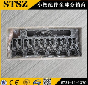 进口装载机WA700-1气缸盖总成6162-K1-9901