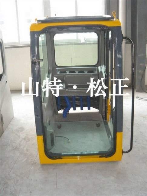 进口挖掘机驾驶室总成PC220-8