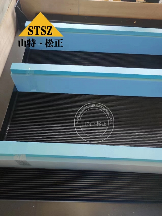 进口装载机WA700-3水箱散热器总成428-03-21210