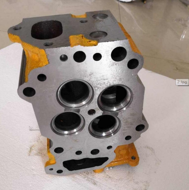 Engine SA6D170E-3A-7 Parts 6240-11-1102 Cylinder Head Assy